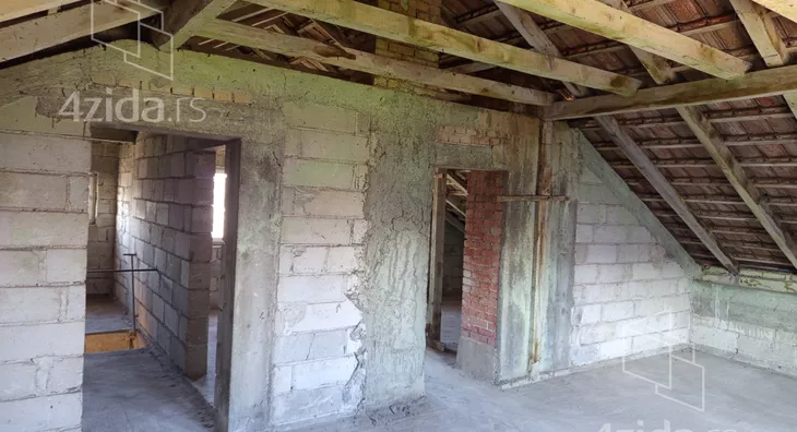 4-etažna kuća | 4zida