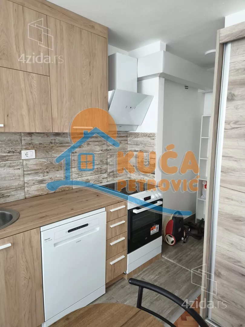 Garsonjera | 4zida