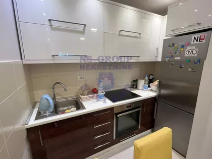 Bulevar Patrijarha Pavla (Somborski Bulevar) | 4zida.rs