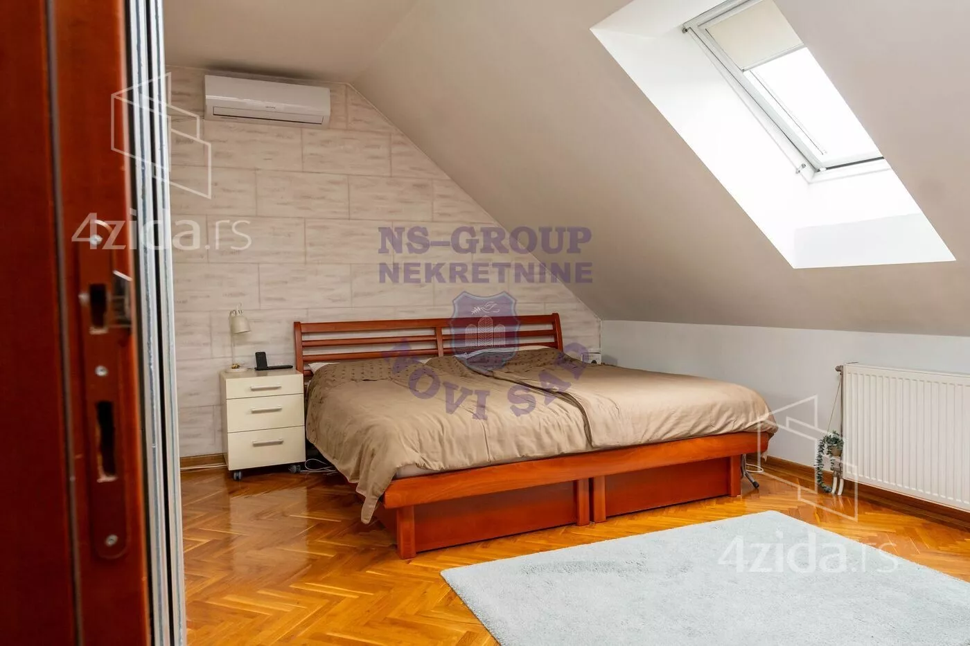 Petosoban stan | 4zida