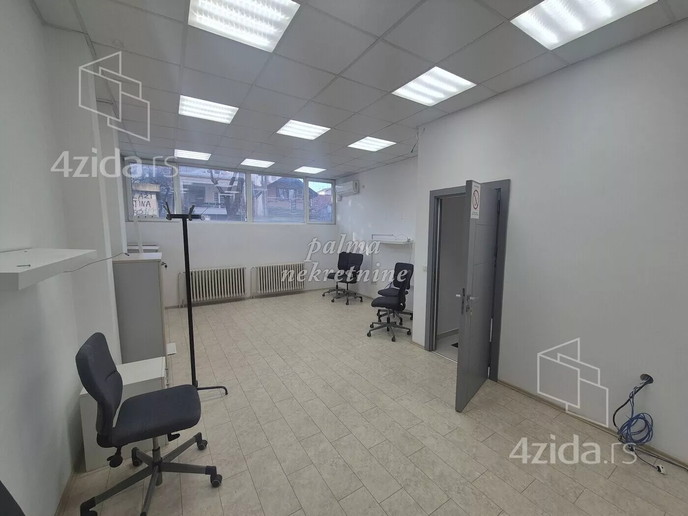 Poslovni prostor | 4zida