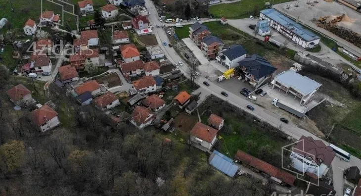 Plac | 4zida