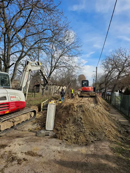 Lovačka 13 | 4zida.rs