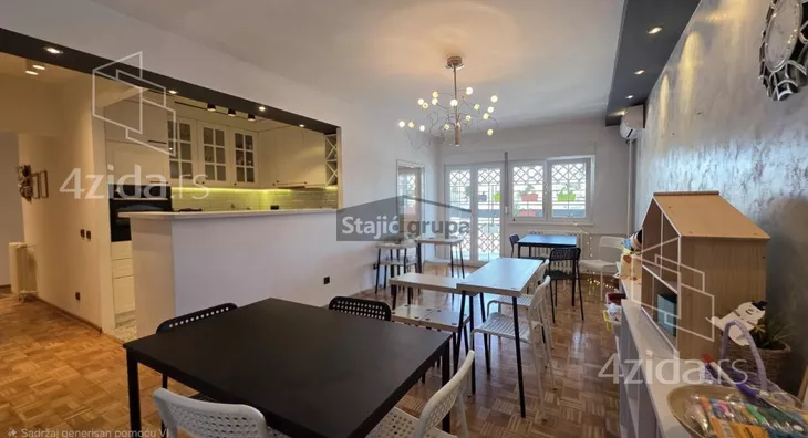 Troiposoban stan | 4zida