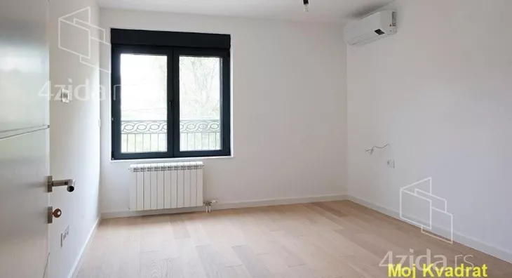 Šestosoban stan | 4zida