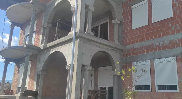 4-etažna kuća | 4zida