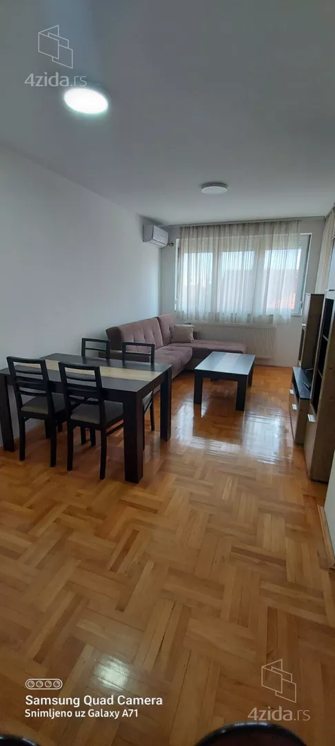 Fotografija stana 1 od 21