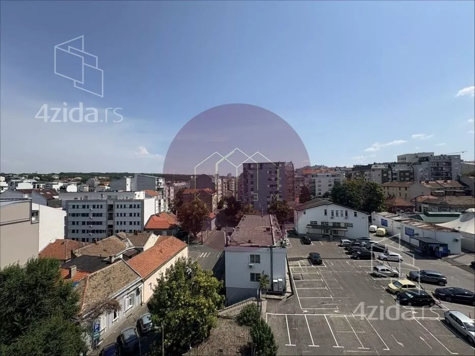 Petosoban stan | 4zida