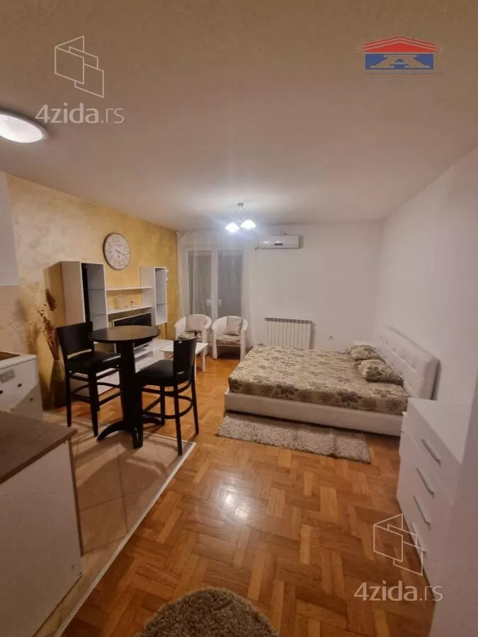 Garsonjera | 4zida