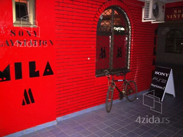 Lokal | 4zida