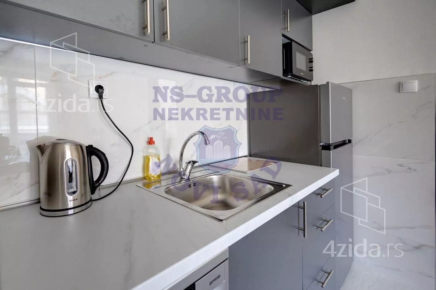 Jednoiposoban stan | 4zida