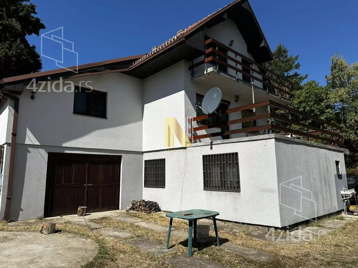 Kuća | 4zida