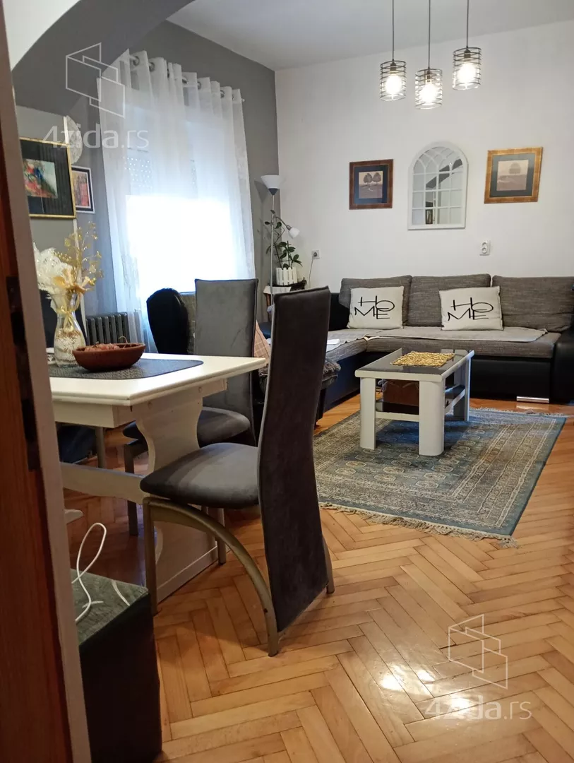 3-etažna kuća | 4zida