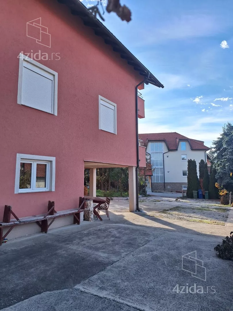 4-etažna kuća | 4zida