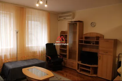 Dušana Vasiljeva | 4zida.rs