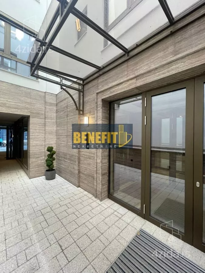 Poslovni prostor | 4zida