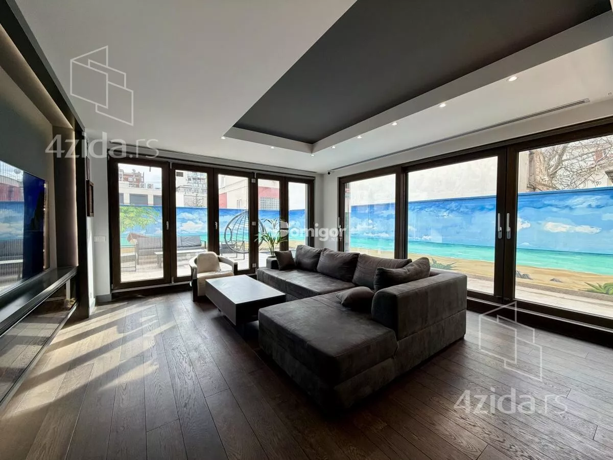 Četvoroiposoban stan | 4zida