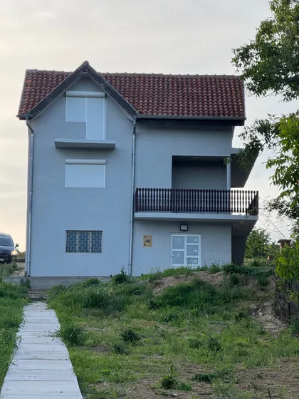 Miloševac | 4zida.rs