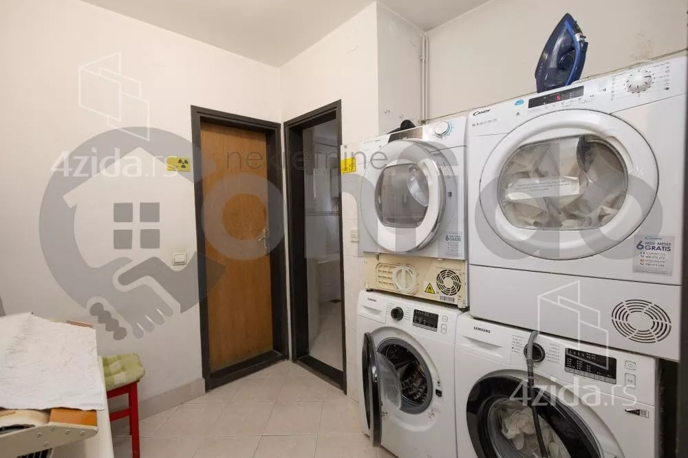 Šestoiposoban stan | 4zida