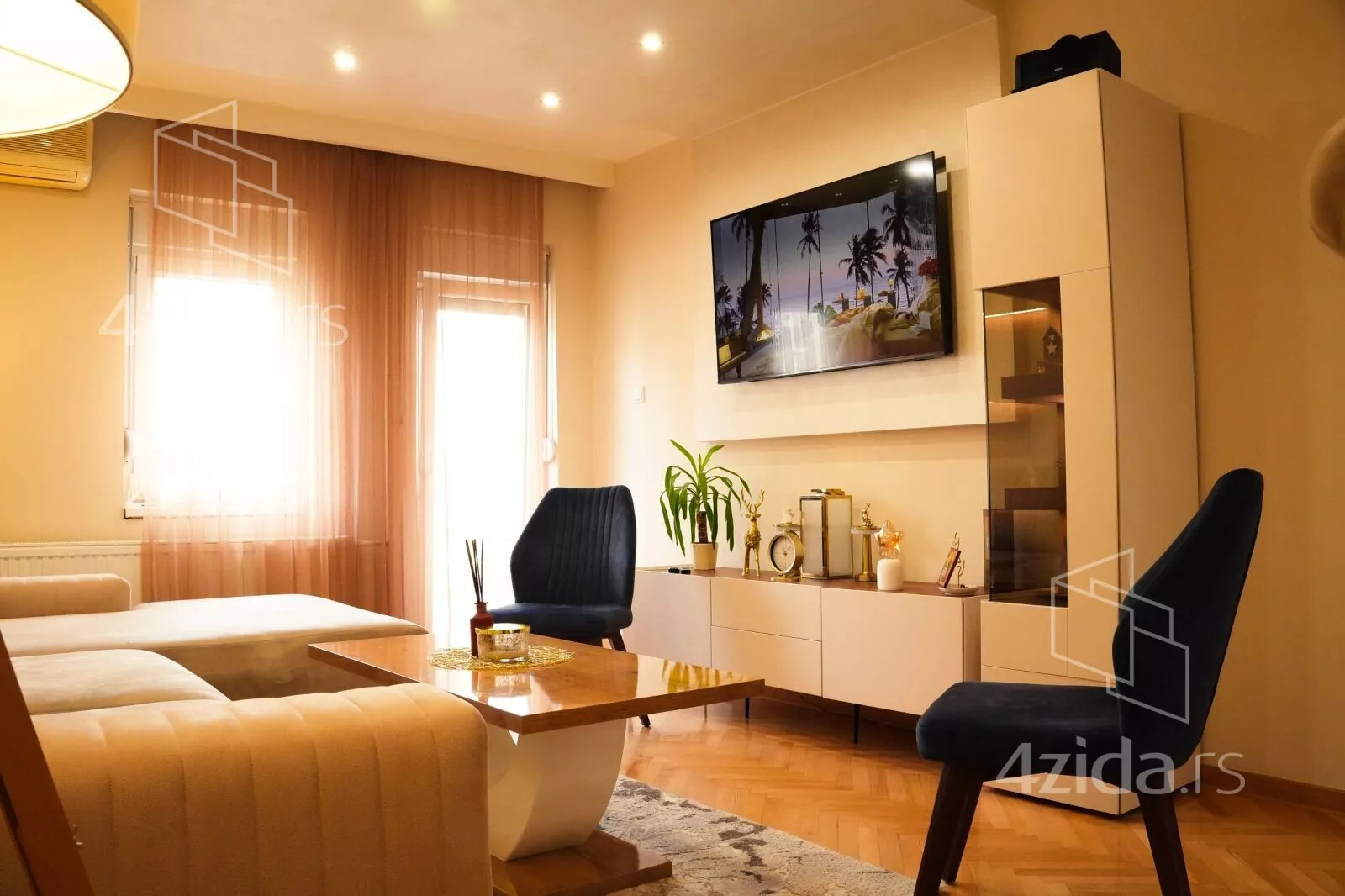 Dvoiposoban stan | 4zida