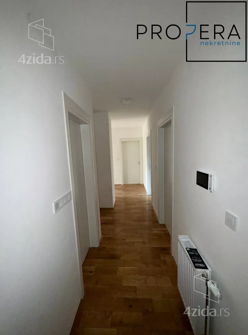 Kancelarija | 4zida