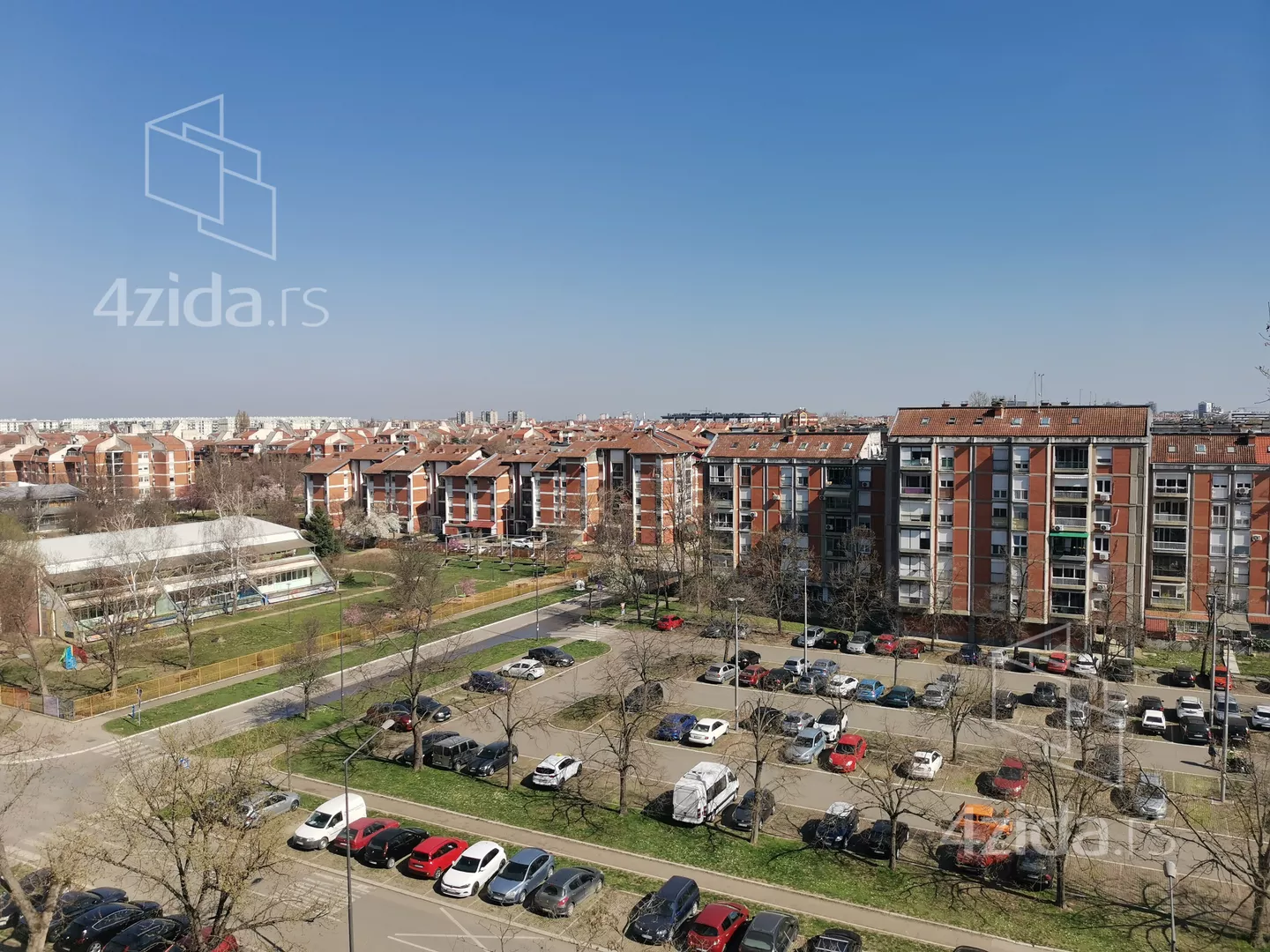 Dvoiposoban stan | 4zida