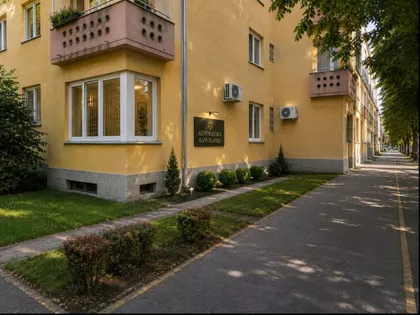 Trg Lazara Nešića 10B | 4zida.rs