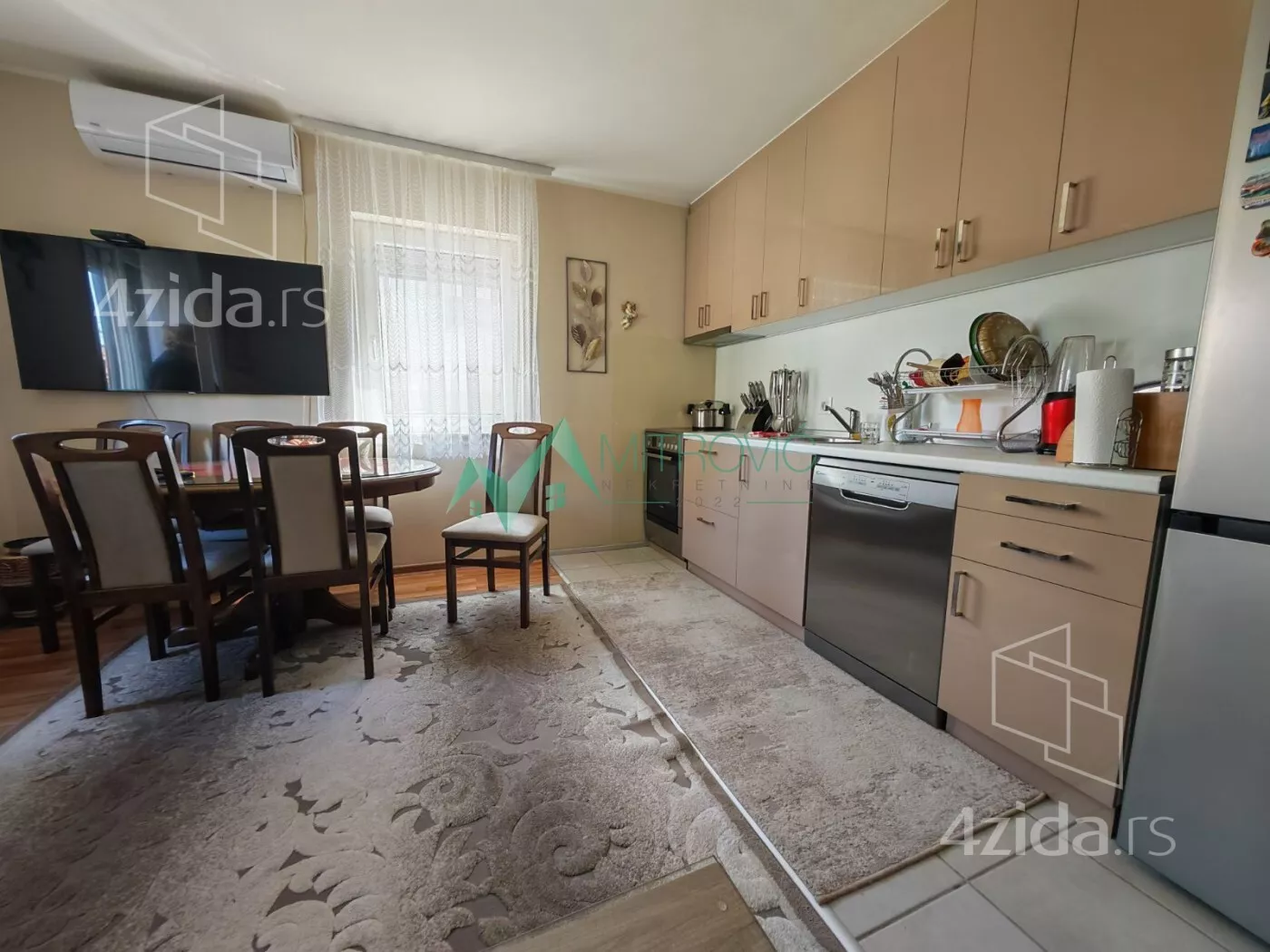 Trosoban stan | 4zida