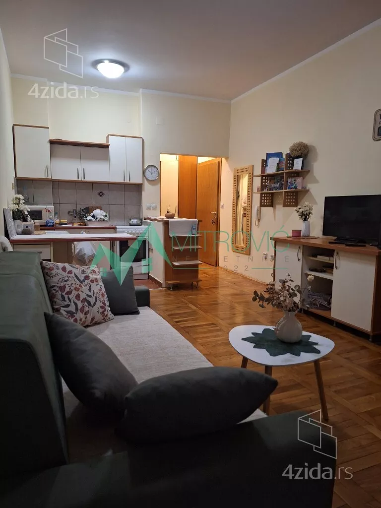 Garsonjera | 4zida