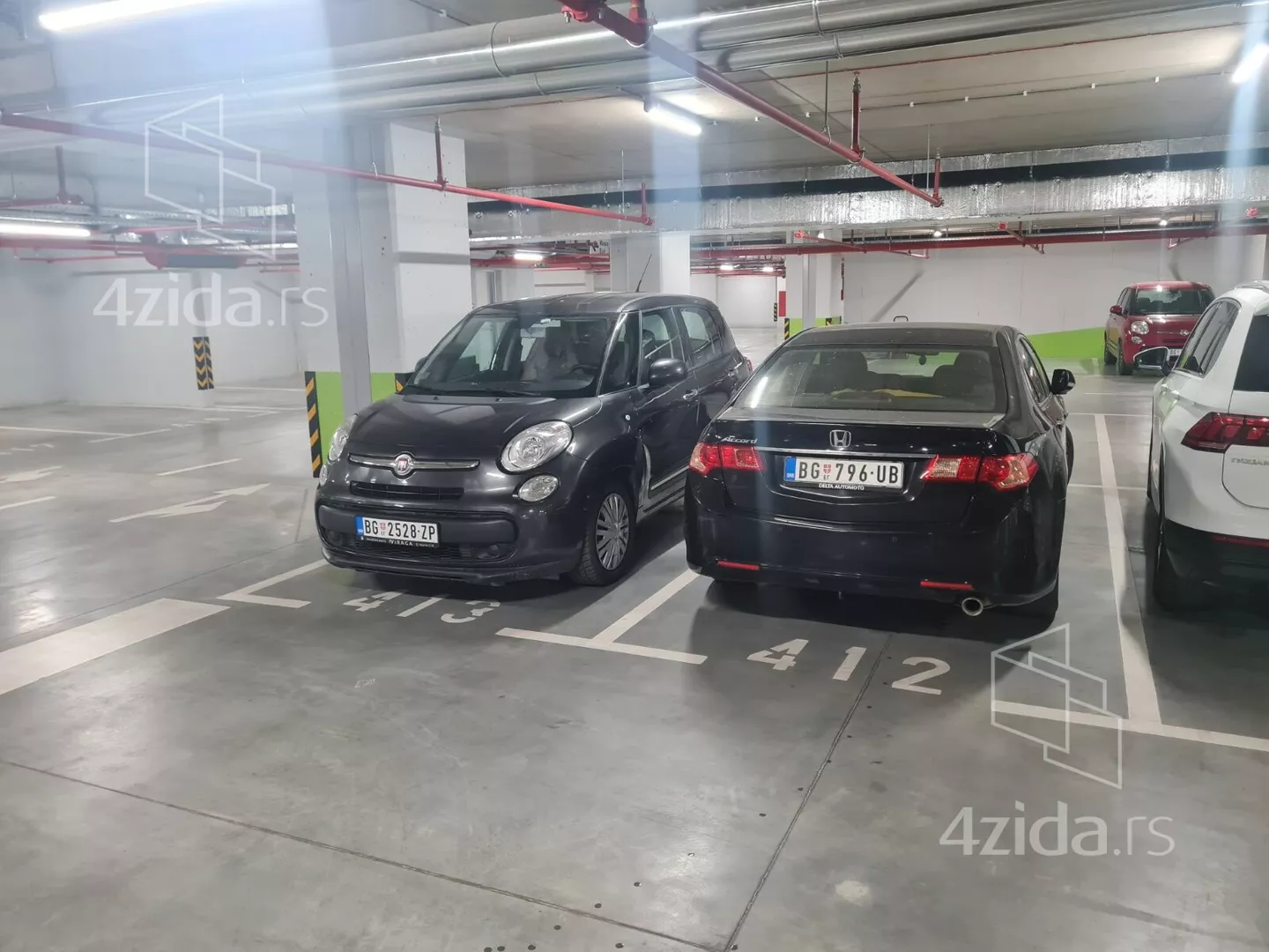 Garaža | 4zida