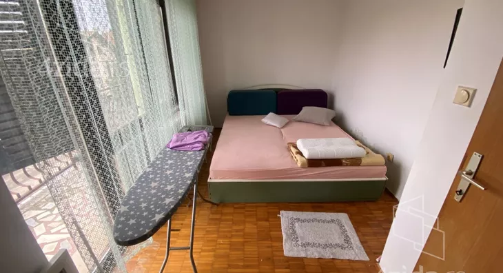 Šestosoban stan | 4zida