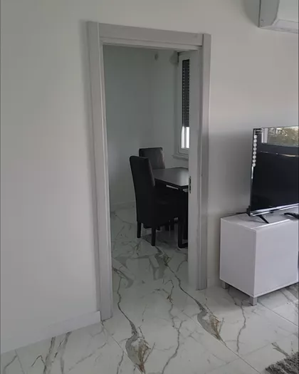 Stojana Novakovića 114 | 4zida.rs