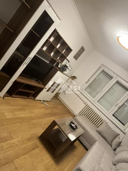 Pariske komune | 4zida.rs