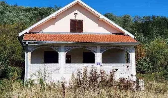 Kuća | 4zida