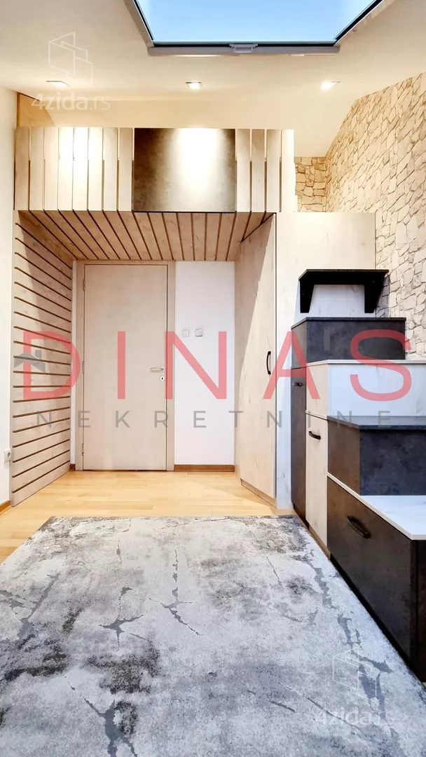 Petosoban stan | 4zida