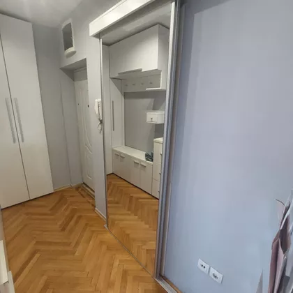 Veselina Masleše 22 | 4zida.rs