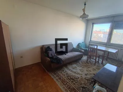 22. oktobra | 4zida.rs