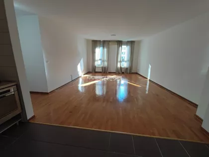 Kalenić pijaca | 4zida.rs