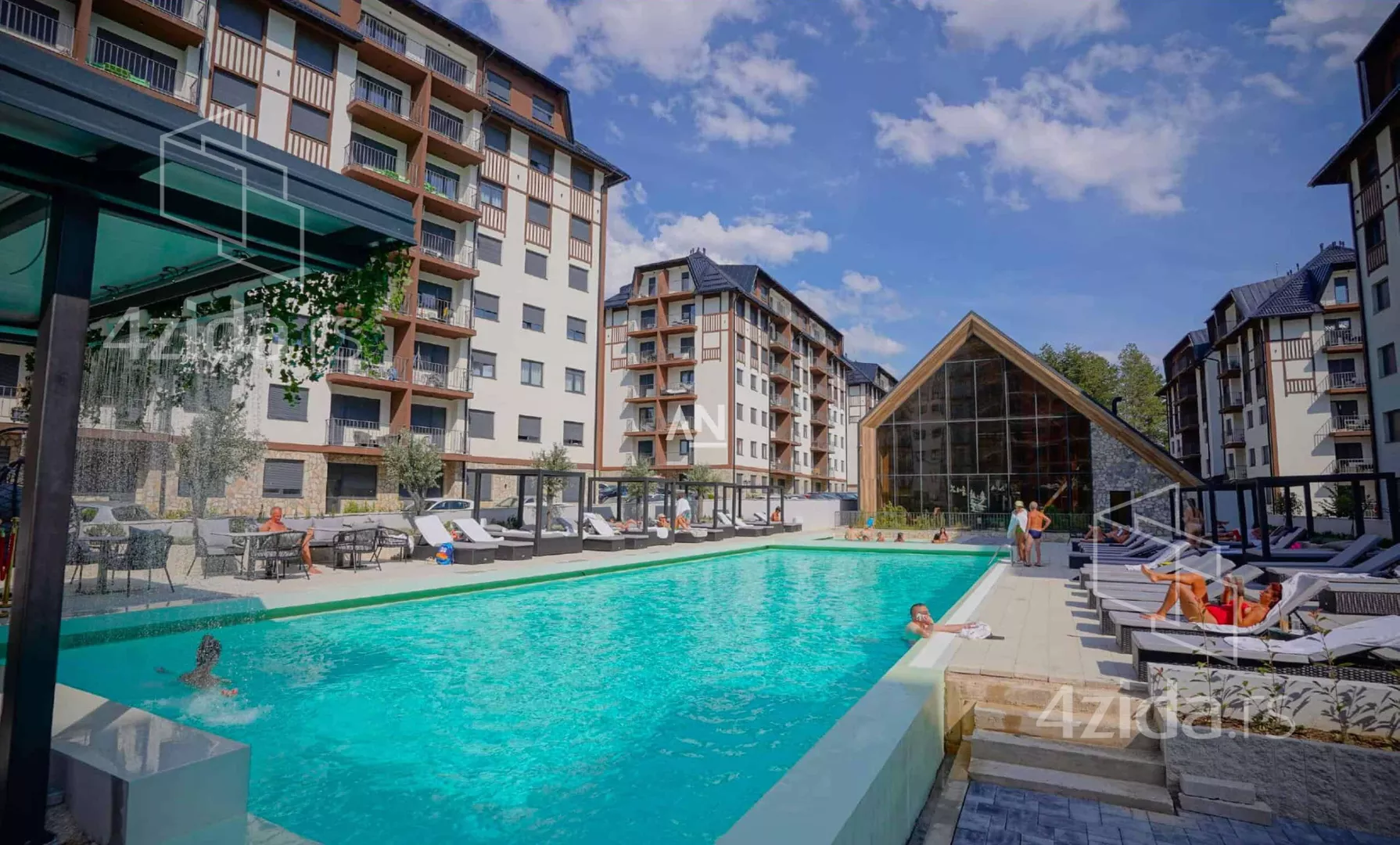 Jednoiposoban stan | 4zida