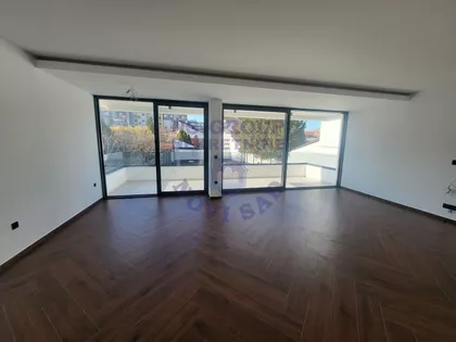 Novo Naselje | 4zida.rs