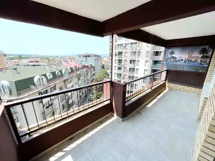 Ekonomski/Pravni Fakultet | 4zida.rs