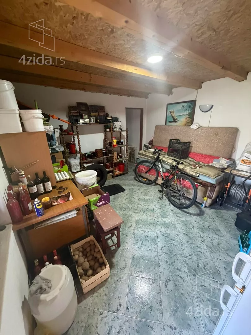 3-etažna kuća | 4zida