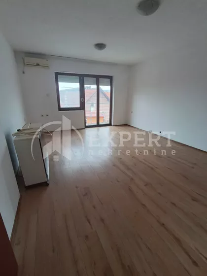 Velikojastrebačka | 4zida.rs