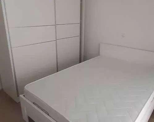 Poslovna zgrada | 4zida