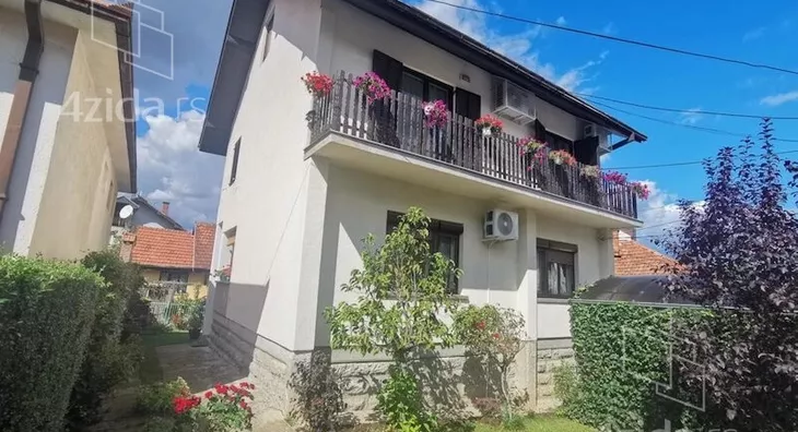 2-etažna kuća | 4zida