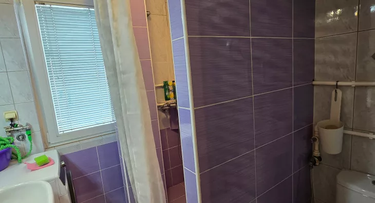 Šestosoban stan | 4zida