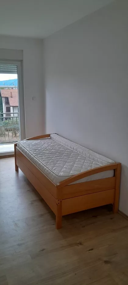 Popinski Borci 15 | 4zida.rs