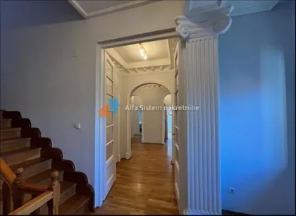 Autokomanda | 4zida.rs