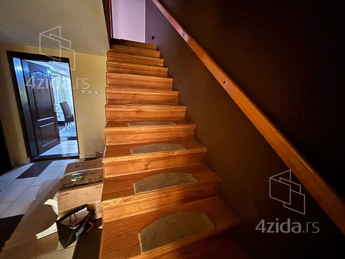 3-etažna kuća | 4zida