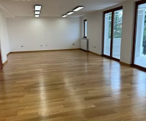 5-etažna kuća | 4zida